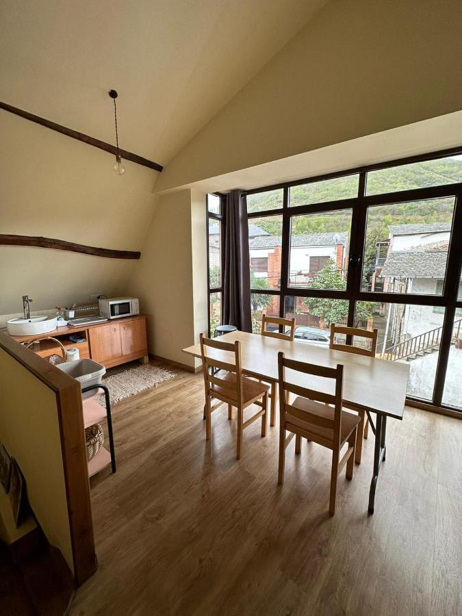 Albergue De Peregrinos Compostela Molinaseca Esterno foto